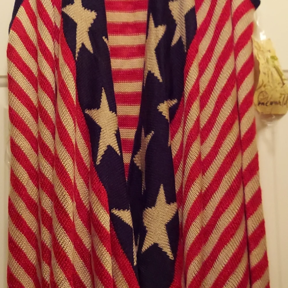 Women's One World sleeveless shawl - Picture 5 of 8